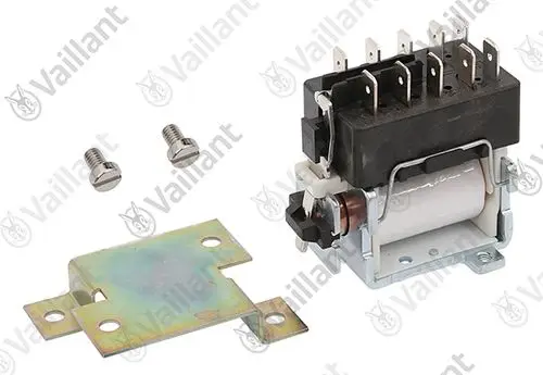 Vaillant Schaltschütz mit mehreren Anschlussklemmen, montiert auf einer Metallplatte, begleitet von zwei Schrauben.